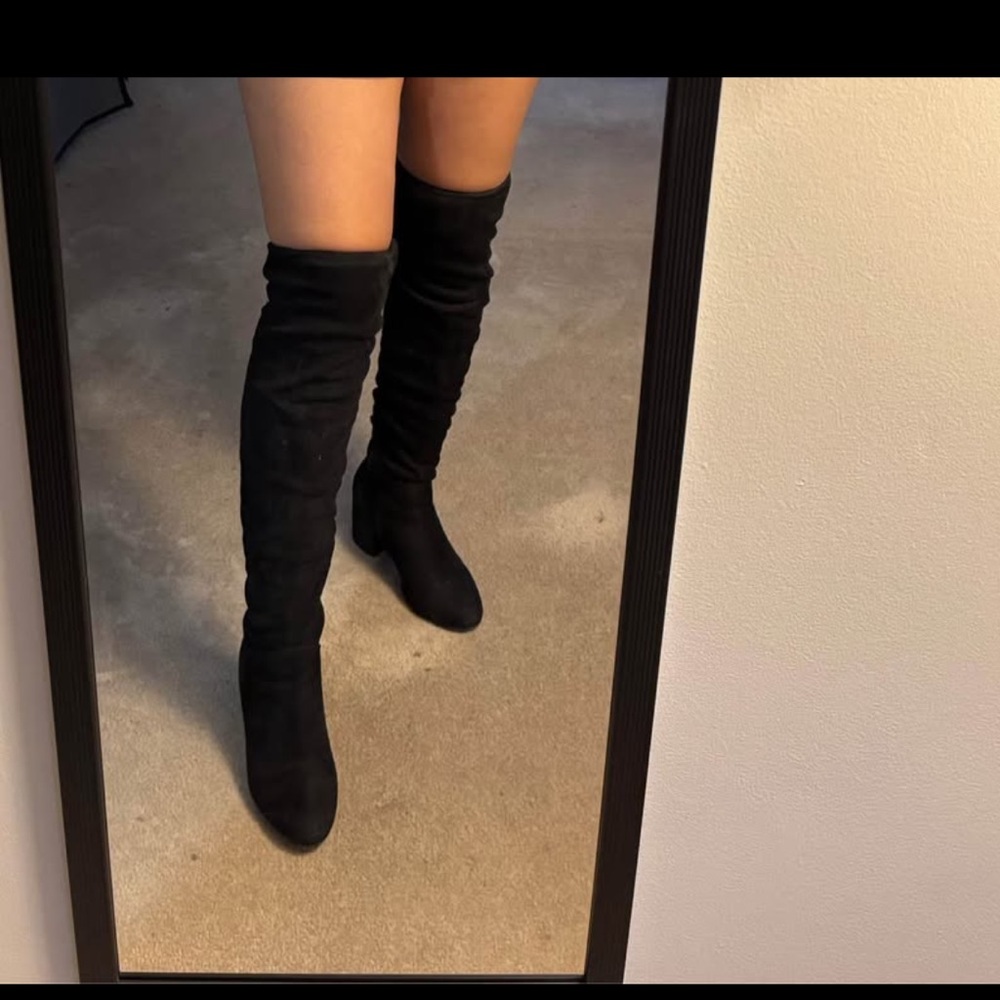 Elegant Black Over-the-Knee Boots
